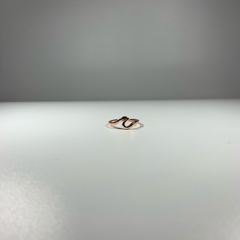 Rose Gold Wave Ring - Picture 9 of 9